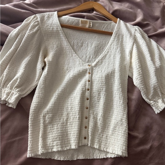 Nation LTD Tops - Nation Ltd Ladies White Top Popper Front Shirred Elastic Puff Sleeves Size S